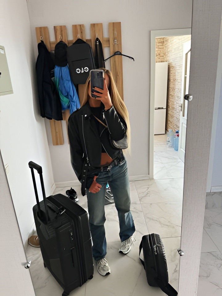 Агнесса привлекальеная девушка из Гагарина цена от 2500 руб