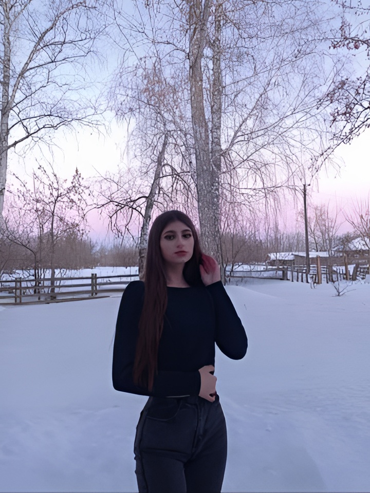 Кира привлекательная девушка из Гагарина цена от 10000 руб