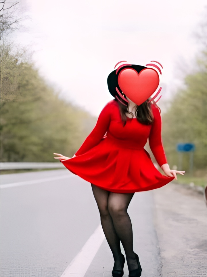 Софа привлекальеная девушка из Гагарина цена от 2500 руб