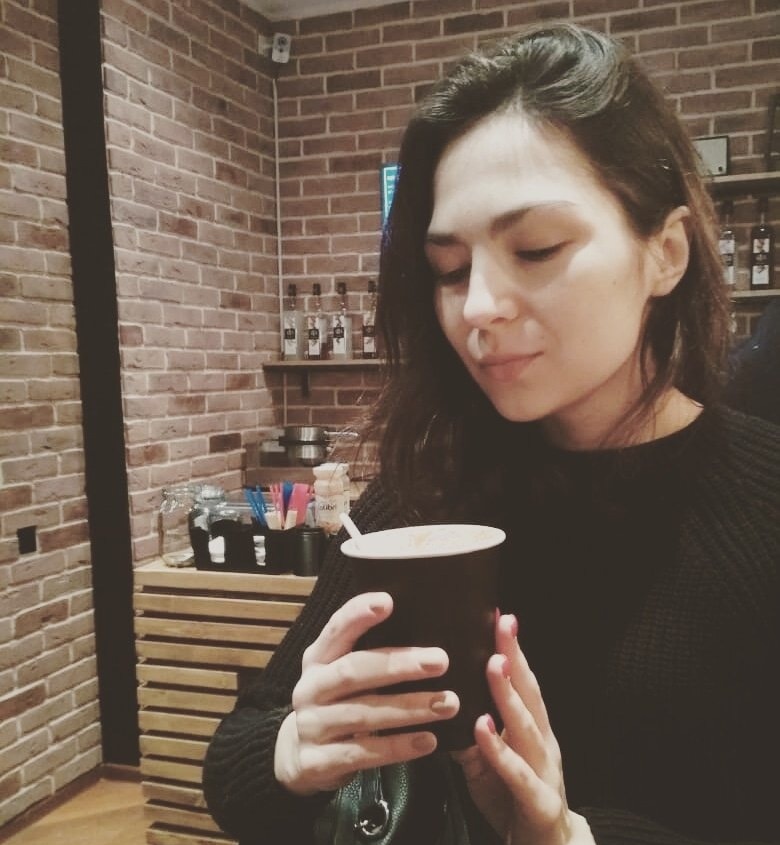 Элис привлекальеная девушка из Гагарина цена от 4000 руб