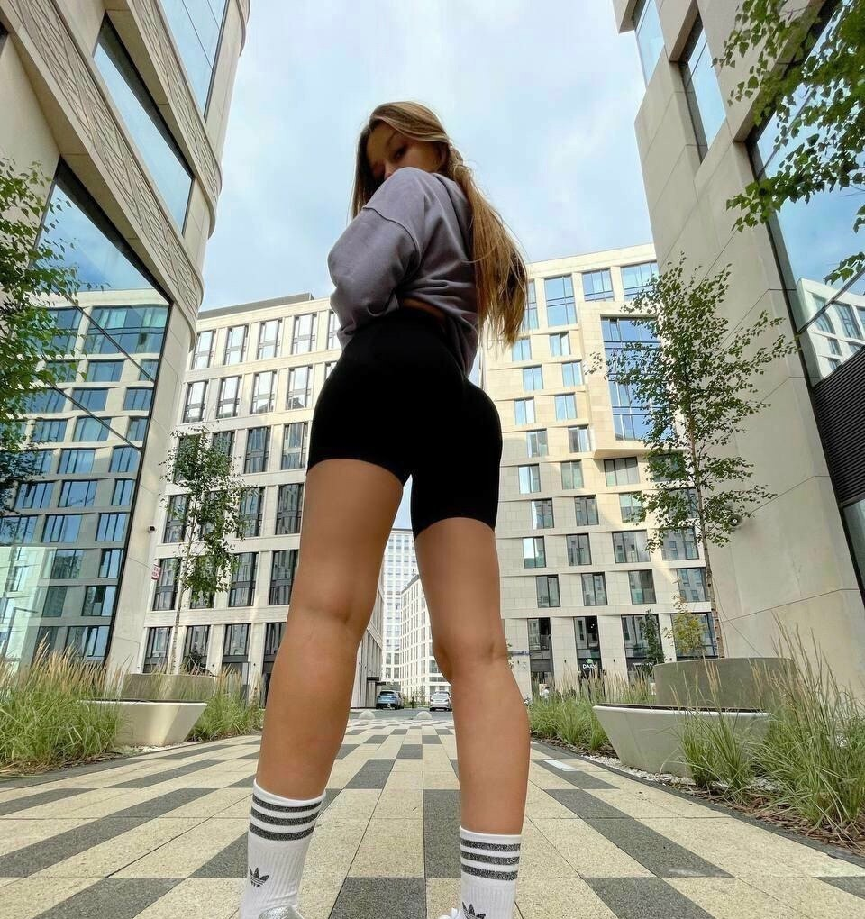 Рита привлекальеная девушка из Гагарина цена от 3000 руб