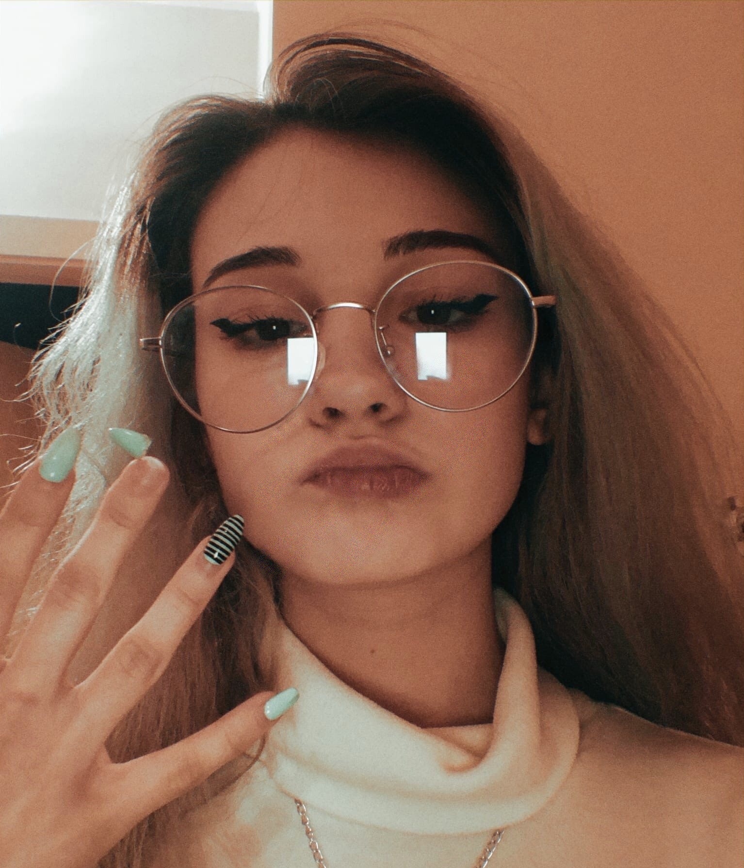 Лида привлекательная девушка из Гагарина цена от 3500 руб