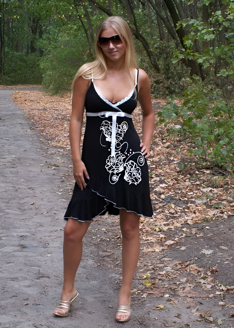 Марина привлекательная девушка из Гагарина цена от 3500 руб