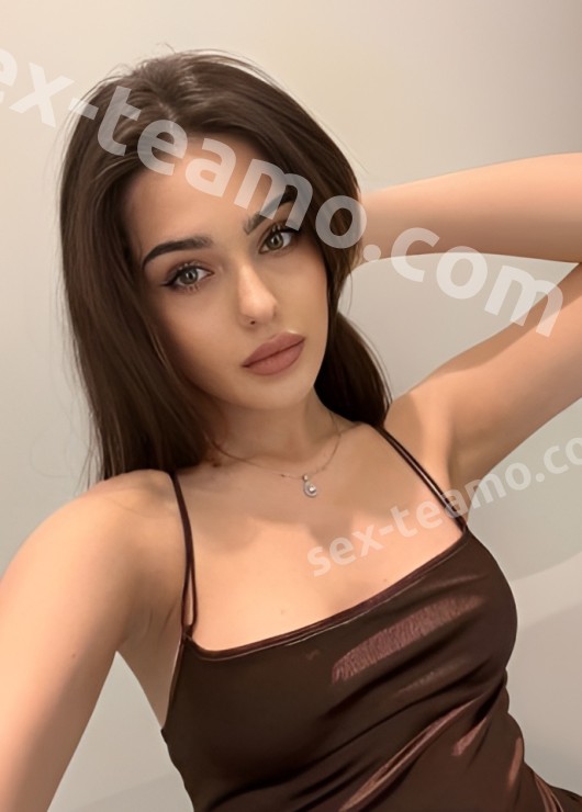 Юля привлекательная девушка из Гагарина цена от 2500 руб