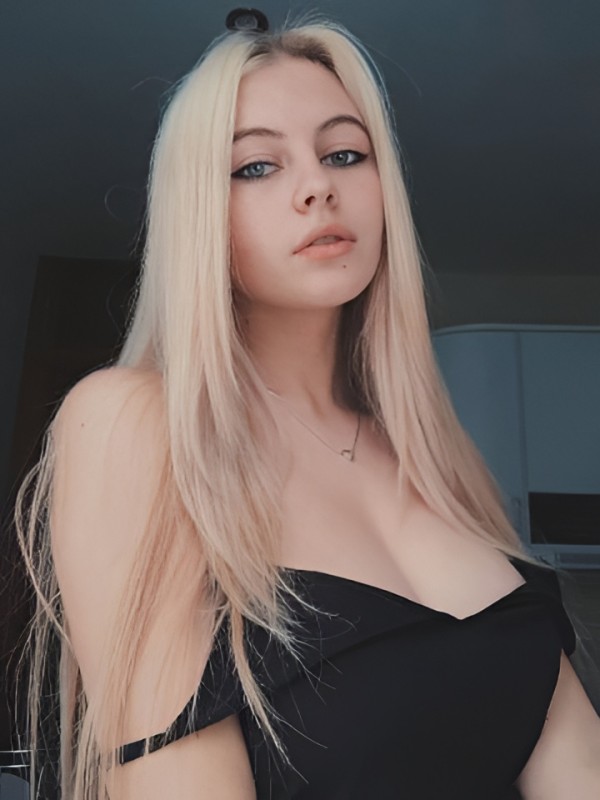 Далия привлекательная девушка из Гагарина цена от 4000 руб