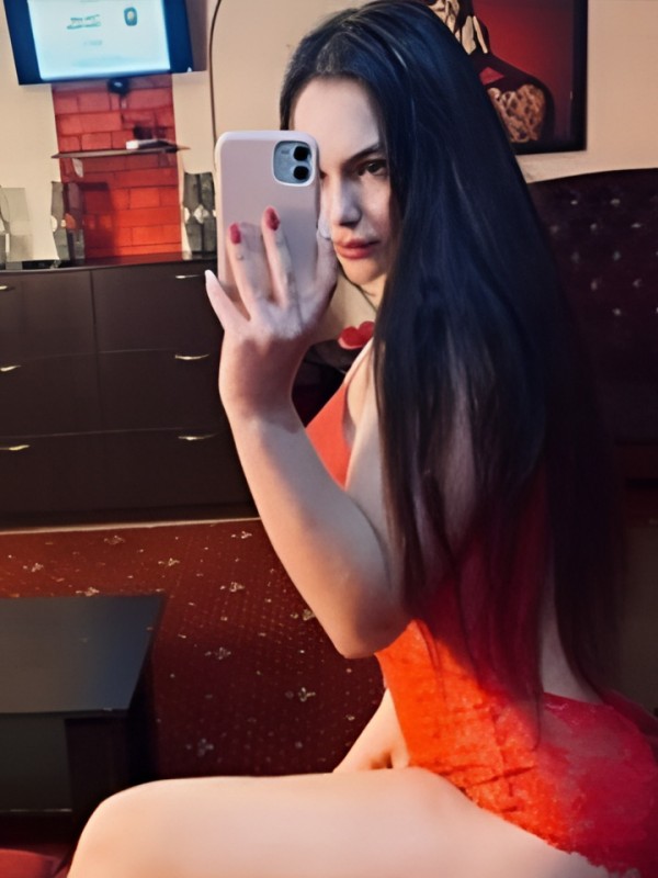 Элина привлекательная девушка из Гагарина цена от 2000 руб