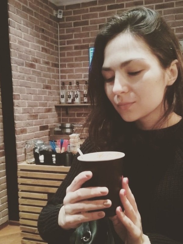 Элис привлекательная девушка из Гагарина цена от 4000 руб