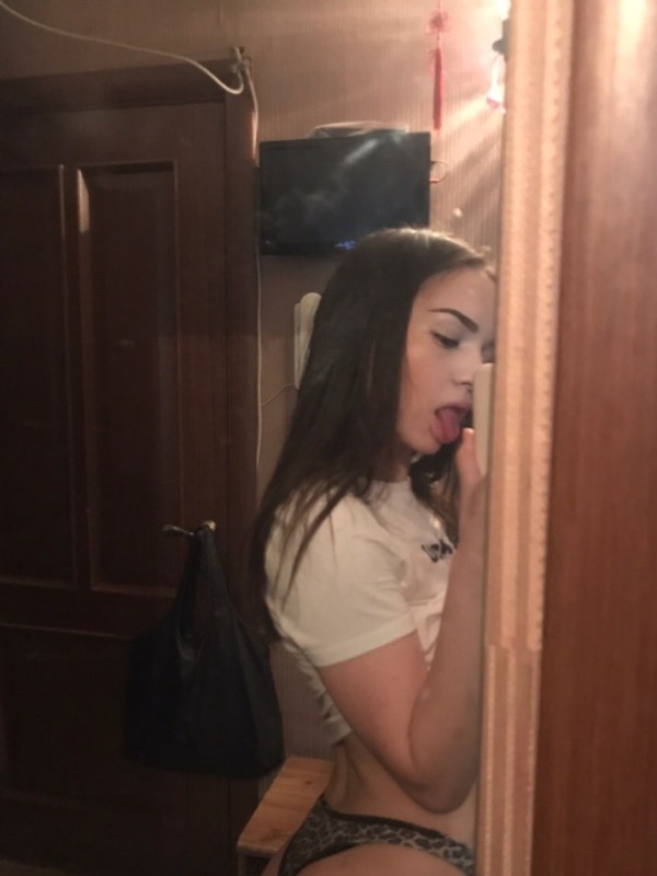 Ириша привлекательная девушка из Гагарина цена от 3000 руб