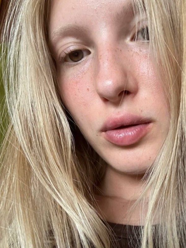 Марья привлекательная девушка из Гагарина цена от 5000 руб